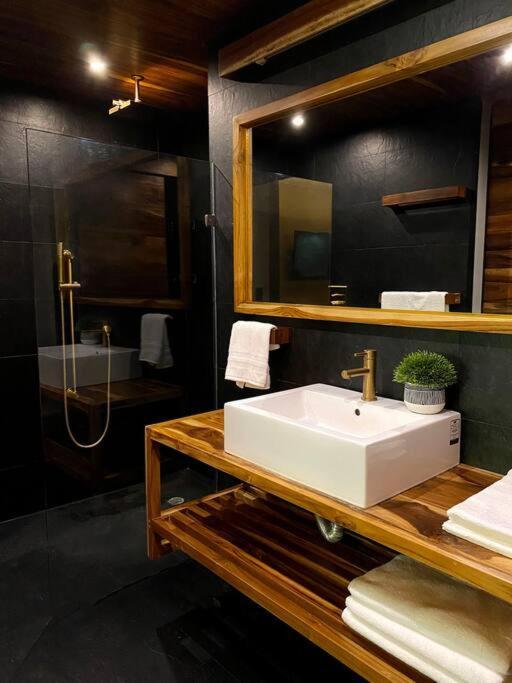 Apartamento Unique In Playa - Walk To + 5th Avenue Playa del Carmen